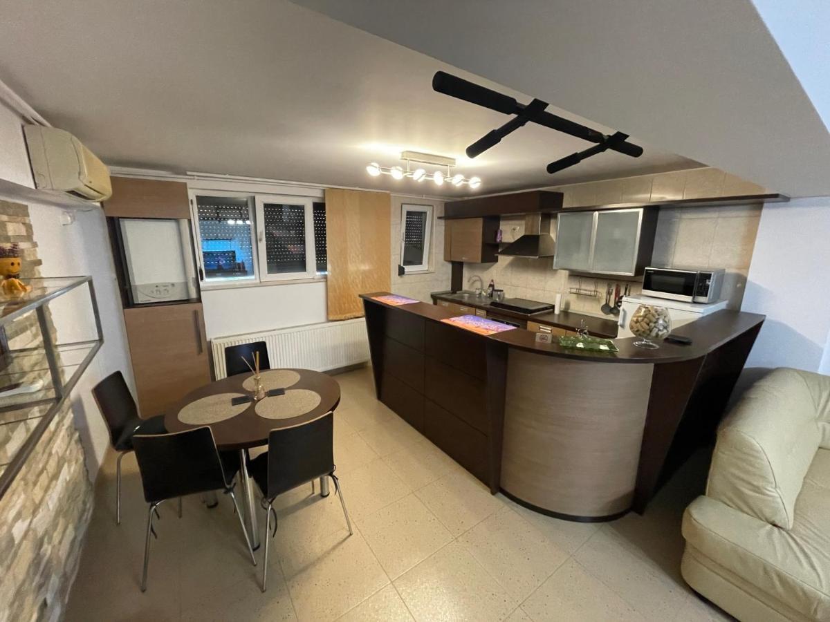 Delize Rent Mamaia Apartamento Exterior foto